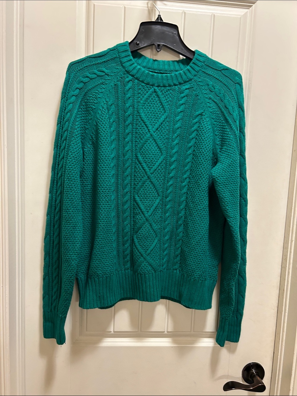 GAP Medium Tall Cable Crewneck Sweater in holiday  Green